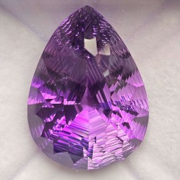 Stone of Amethyst in Goccia 41,32 Ct.