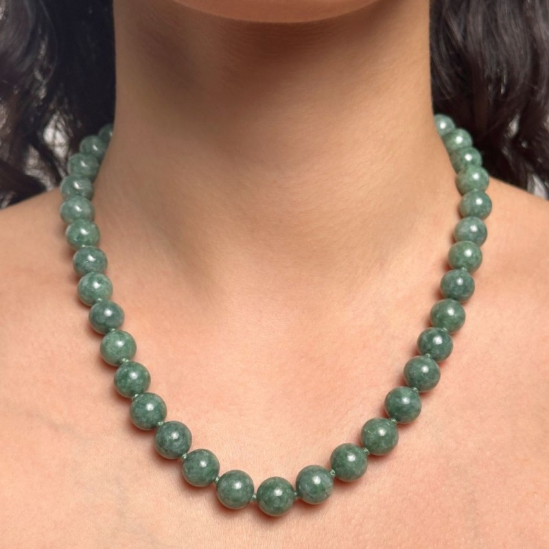 Collana di Giada Verde Intenso Sferica