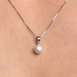 Pendant with Bottone and Homage Pearl
