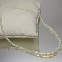 Filo di Opale Etiope a Rondella ø 3/5,5 mm