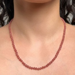 Quartz Necklace with Alurgite