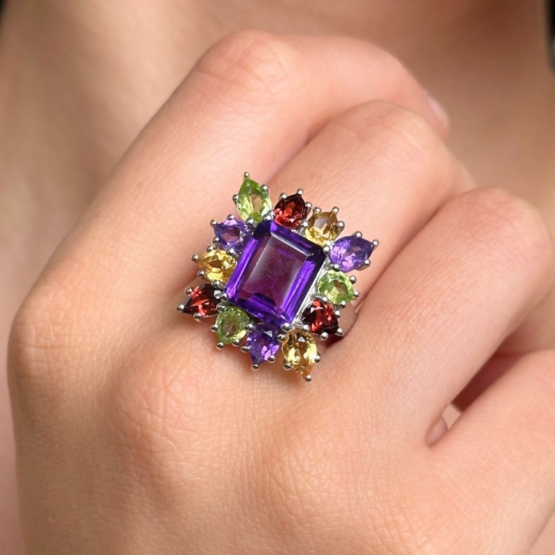Anello di Ametista e Contorno di Multipietre