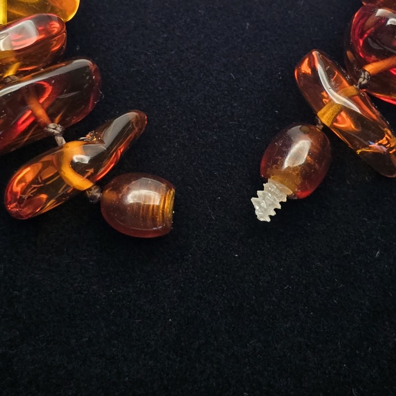 Filo di Ambra Sasso Piatto a Scalare