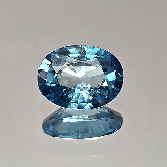 Pietra di Zircone Blu Ovale 2,47 Ct.