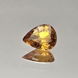 Pietra di Zaffiro Giallo a Goccia 1,86 Ct.