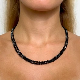 Collana Lunga di Spinello Nero ø 4 mm