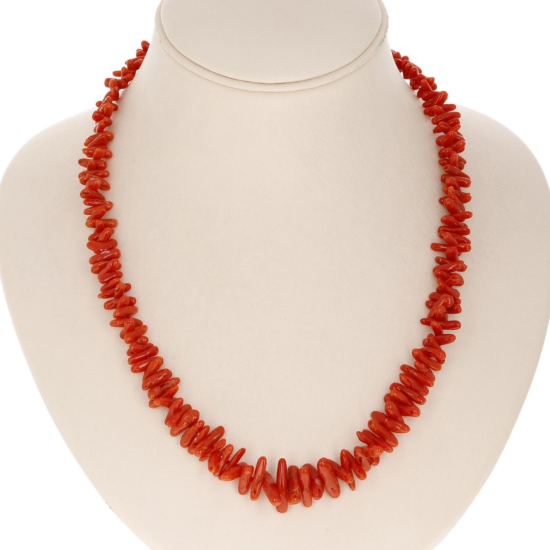 Red Coral Long Necklace in Tronchetto