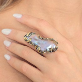 Anello con Perla Violetto Barocca