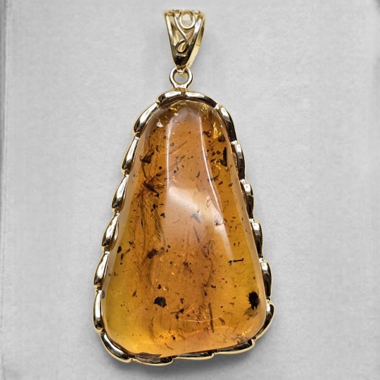 Pendente di Ambra Mesoamericana ø 42x28 mm