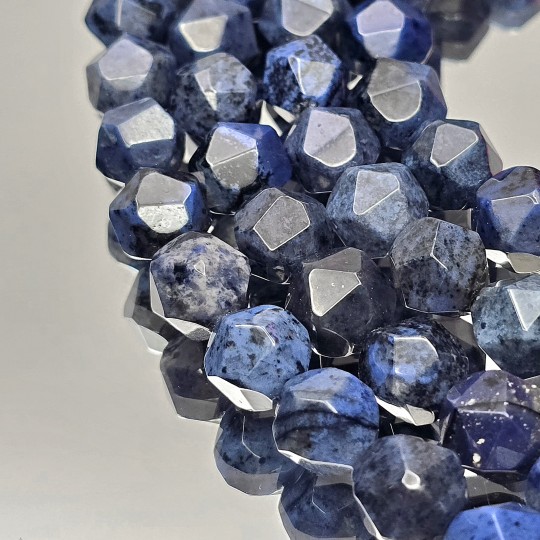 Filo di Dumortierite Sferica Sfaccettata ø 8,5/9 mm