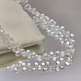 Filo di Labradorite a Goccia Briolette ø 3,5/4 mm