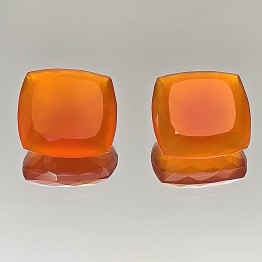 Coppia Pietre Corniola Quadrate 32,86 Ct.