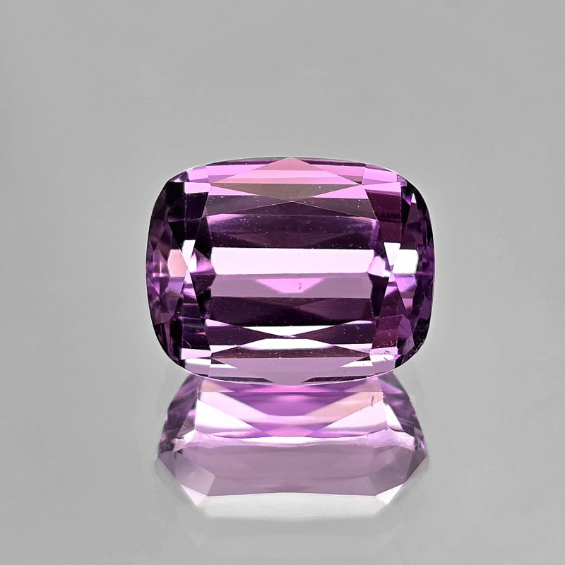 Pietra di kunzite Rettangolare 13,67 Ct.