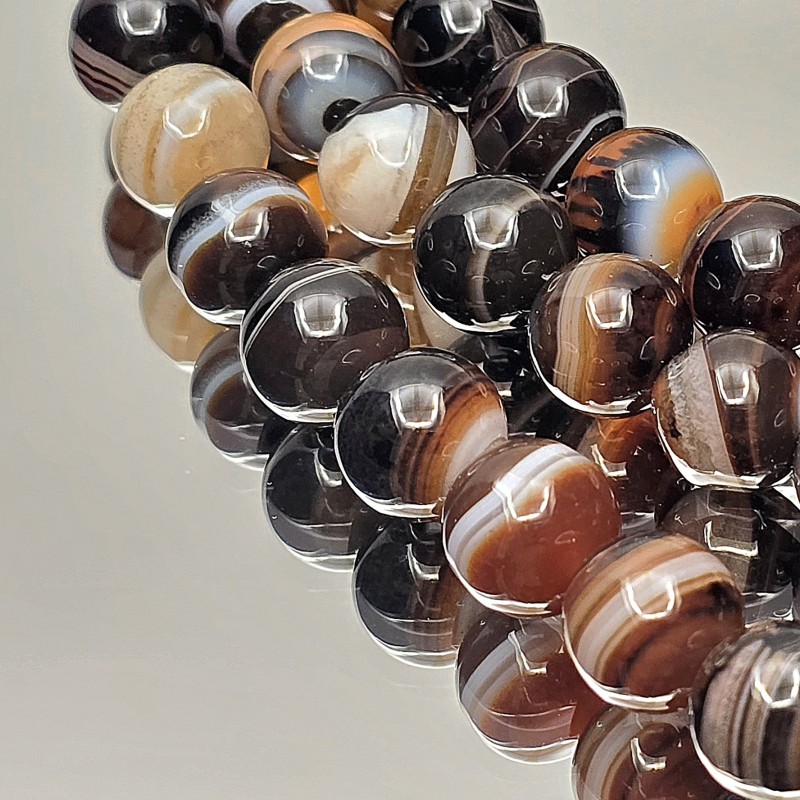 Strand of Sardonice natural spherical smooth Ø 10 mm