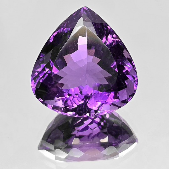 Pietra di Ametista a Goccia 43,82 Ct.