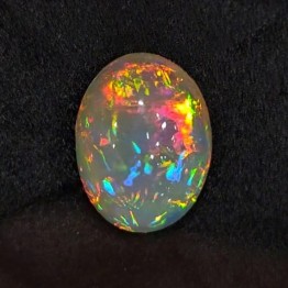 Stone of Opale Etiope Cabochon Oval Ct. 5,37