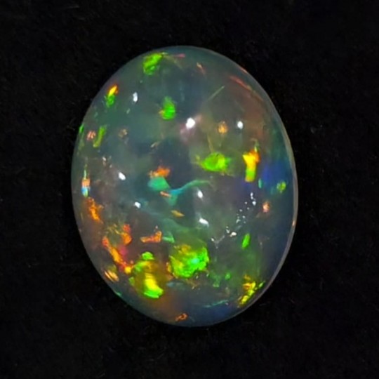 Pietra di Opale Etiope Cabochon Ovale 6,35 Ct.