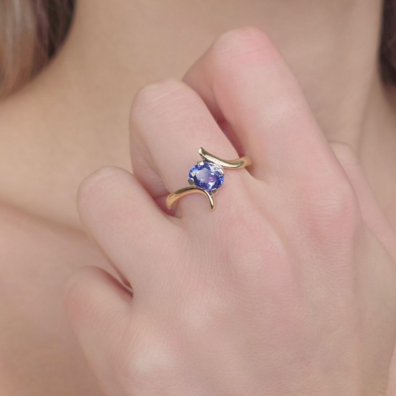 Bronze ring and 925 ‰ silver with 1.42 ct oval tanzanite.