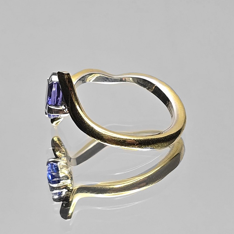 Bronze ring and 925 ‰ silver with 1.42 ct oval tanzanite.