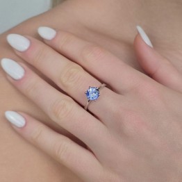 Anello in Oro Bianco 750‰ con Tanzanite 1,78 Ct.
