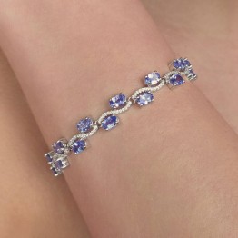 Bracelet with Tanzanite and Topazi