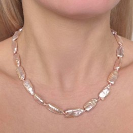 Necklace Pearl Rectangular violet rose