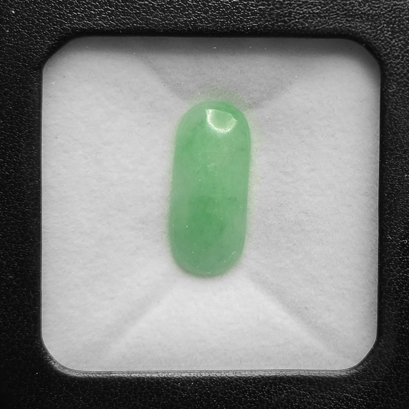 Pietra di Giada Verde Cabochon Ovale 9,10 Ct.