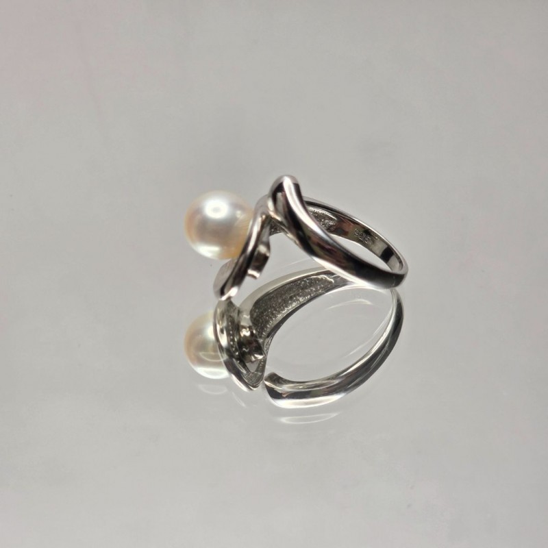 Anello con Foglia Satinata e Perla Semiround ø 9,5 mm