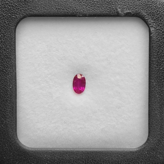 Pietra di Rubino Ovale 0,47 Ct.