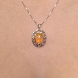 Pendente con Opale Etiope Ovale 3,61 Ct.