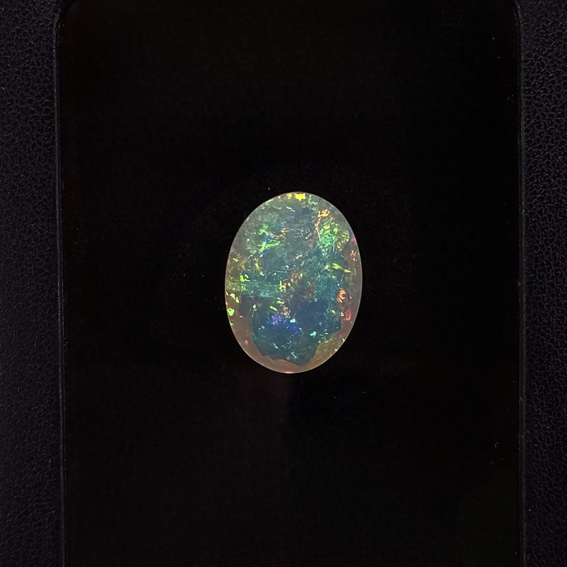 Pietra di Opale Etiope Ovale 9,05 Ct.
