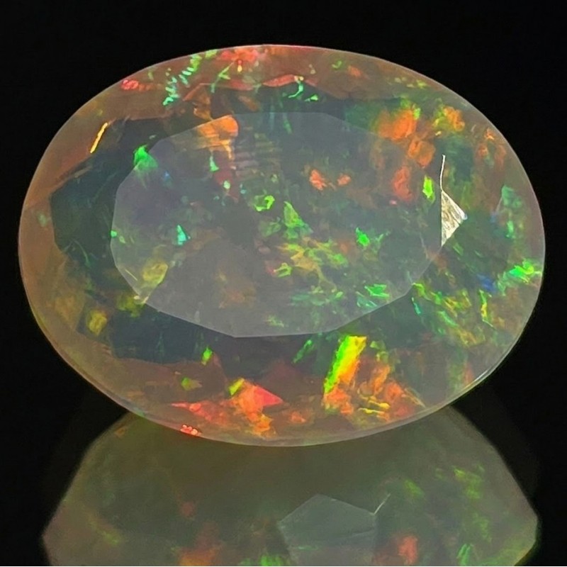 Pietra di Opale Etiope Ovale 9,05 Ct.