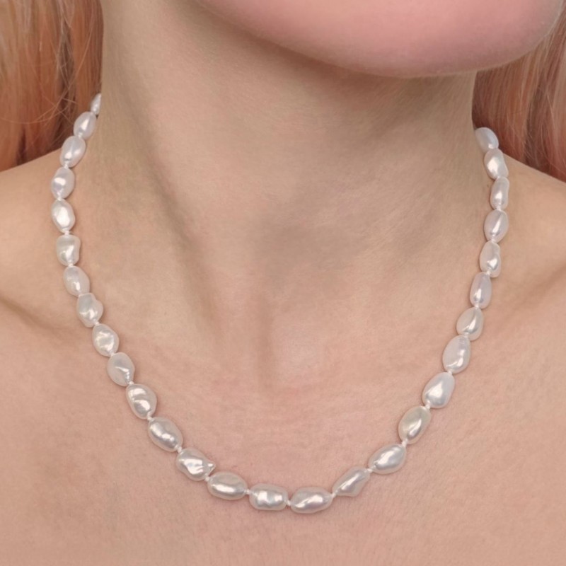 Necklace Pearl Keshi with Clasp in gold