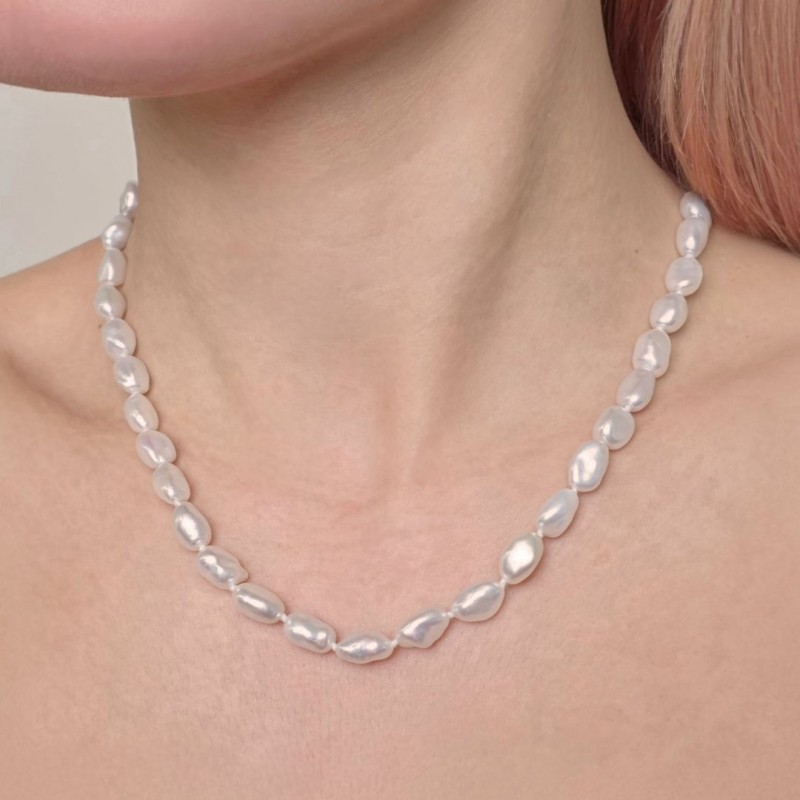 Collana di Perle Keshi con Chiusura in Oro