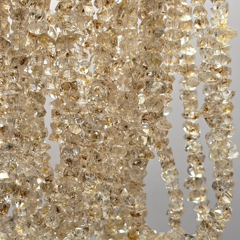 Filo di Quarzo Ialino Biterminato con Petrolio ø 15/18 mm