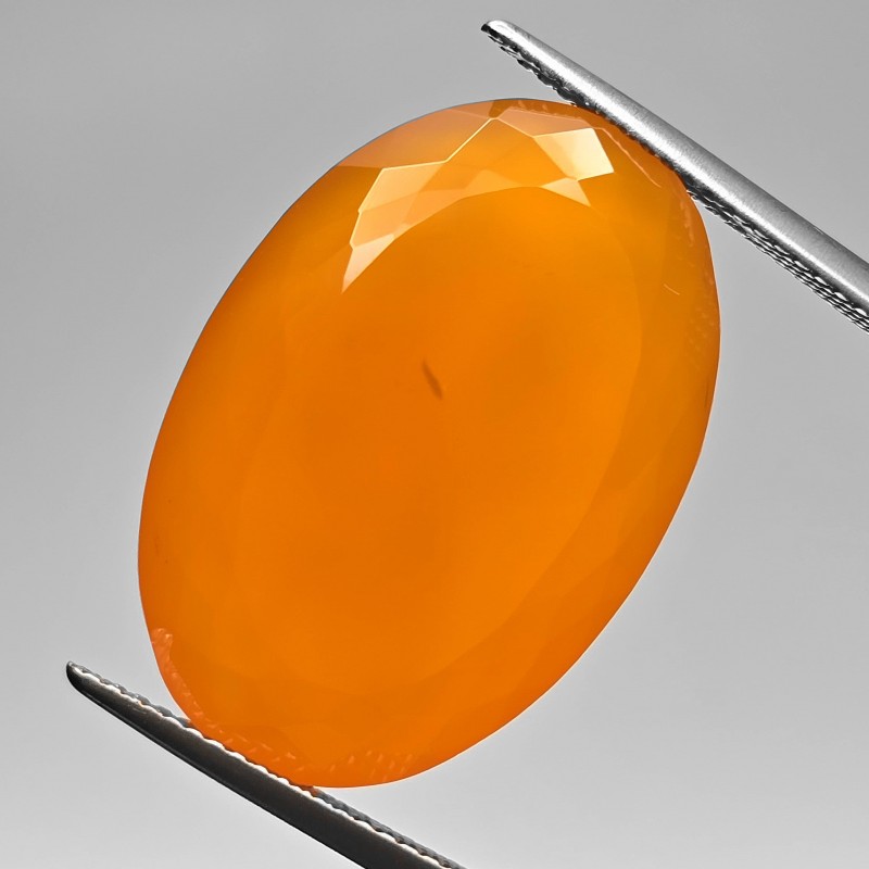 Pietra di Corniola Ovale 27,83 Ct.