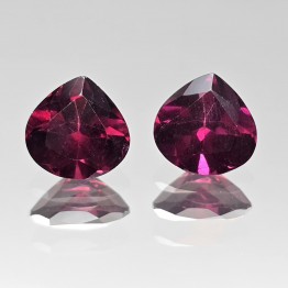 Coppia Pietre di Granato Rodolite a Goccia 4,43 Ct.