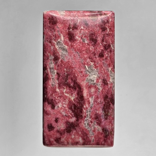 Pietra di Thulite Cabochon Rettangolare 86,52 Ct.