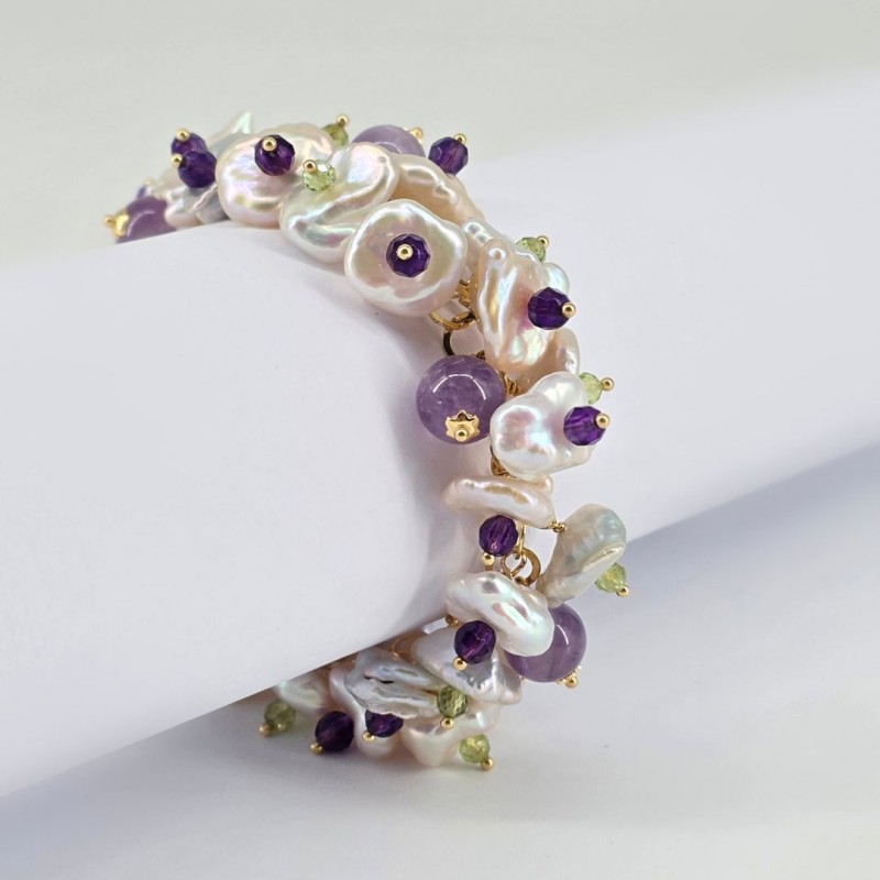 Bracciale con Charms di Perle e Pietre