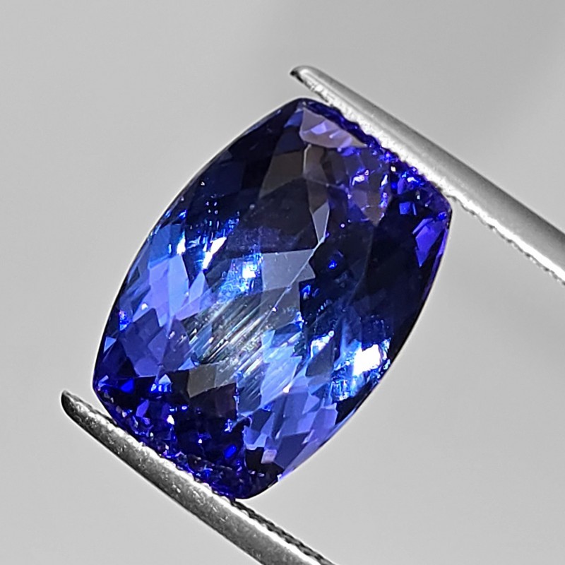 Pietra di Tanzanite Cuscino Rettangolare 8,99 Ct.
