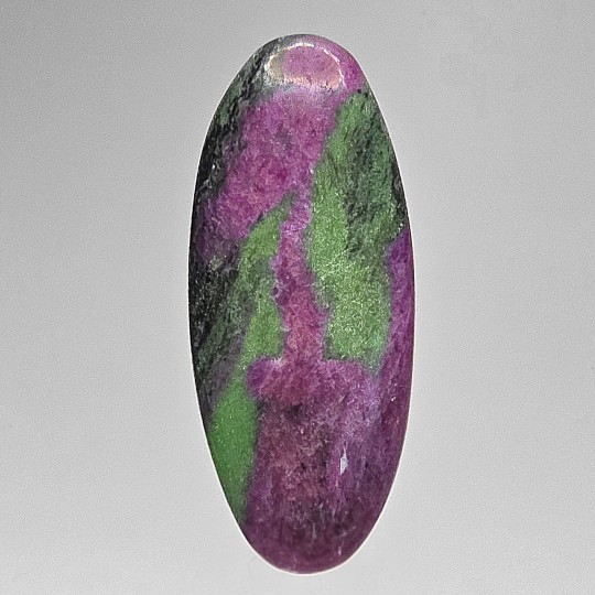 Pietra di Rubino in Zoisite Cabochon Ovale 82,11 Ct.
