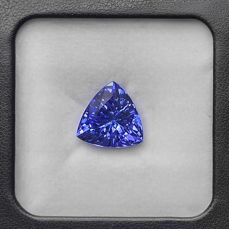 Pietra di Tanzanite Trilliant 7,48 Ct.