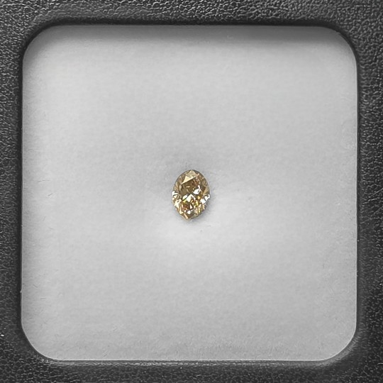 Gemstone of diamond fancy oval 0.50 ct.