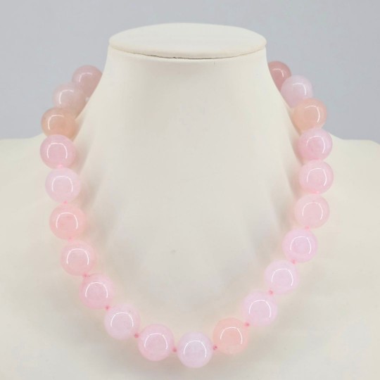 Spherical morganite necklace Ø 18 mm