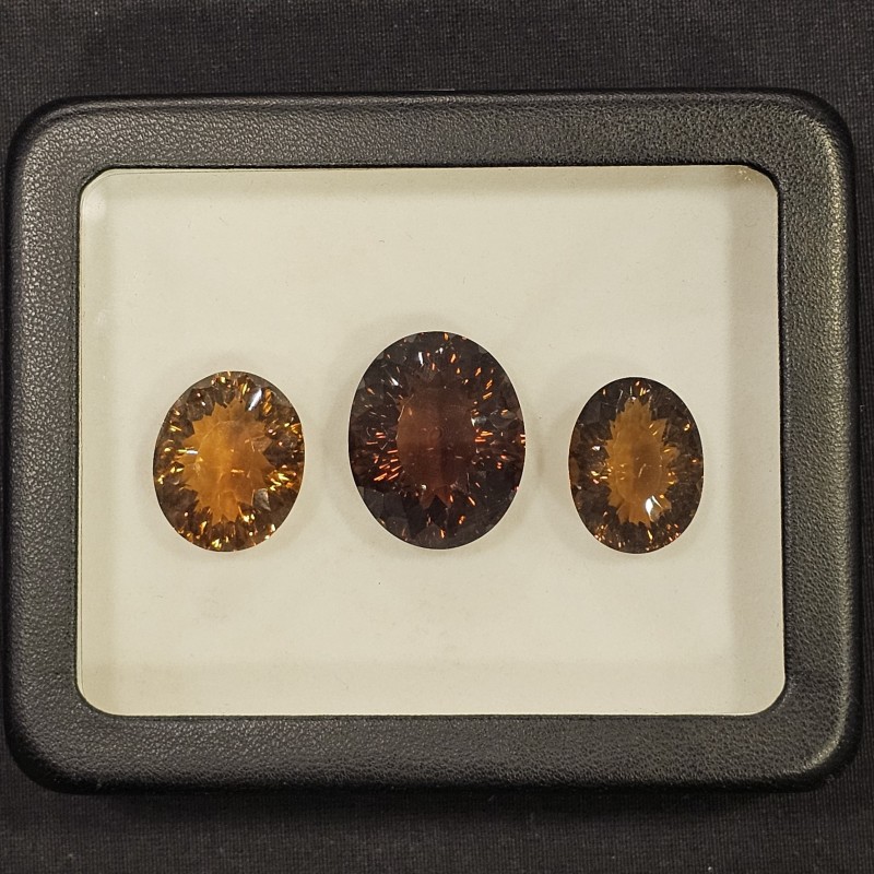 Offerta Lotto 3 Pietre di Quarzo Brandy Ovale 136,19 Ct