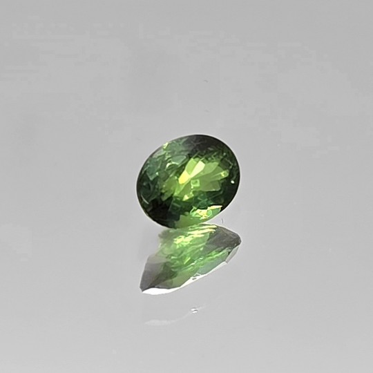Pietra di Tormalina Verde Ovale 1,31 Ct.