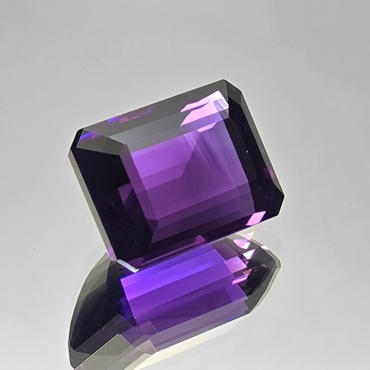 Pietra di Ametista Ottagonale 40,75 Ct.