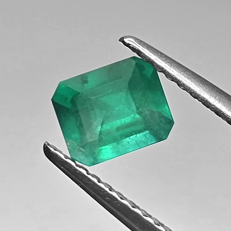 Pietra di Smeraldo Ottagonale 0,73 Ct.