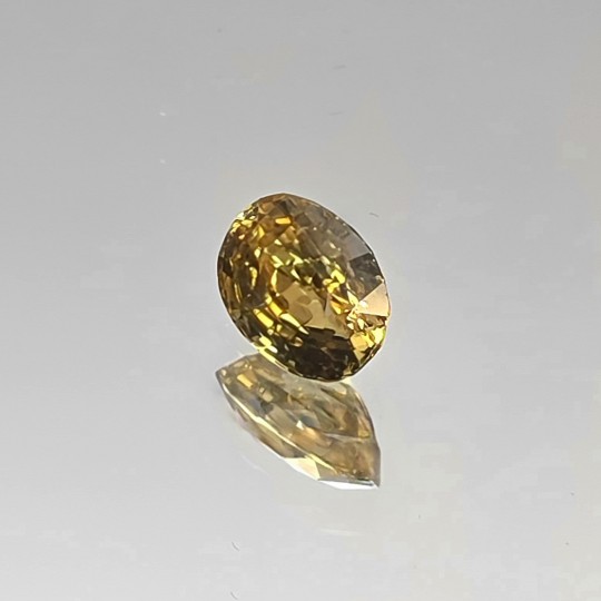 Pietra di Zircone Giallo Ovale 3,05 Ct.