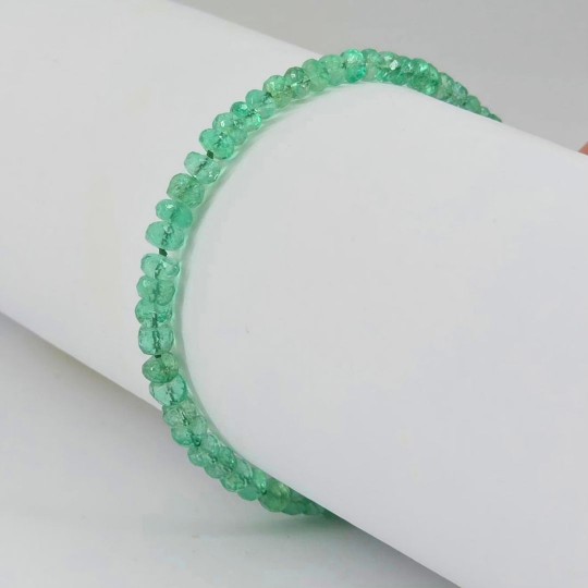 Bracciale di Smeraldo a Rondella 20,5 Ct. con Chiusura in Oro 18Kt